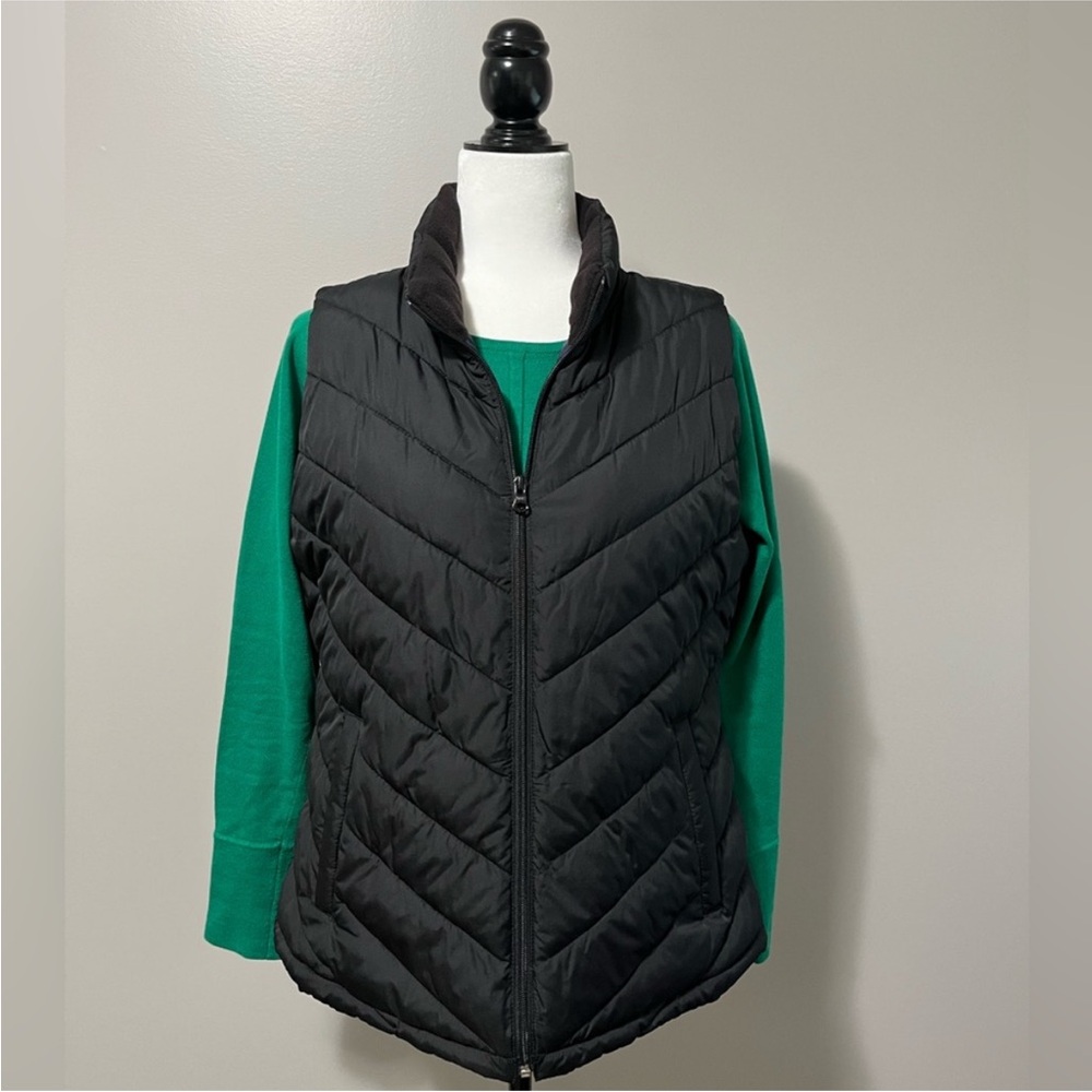 GAP Black Full Zip Puffer Vest